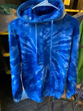 Classic Blue Tie-Dye Pullover Hoodie